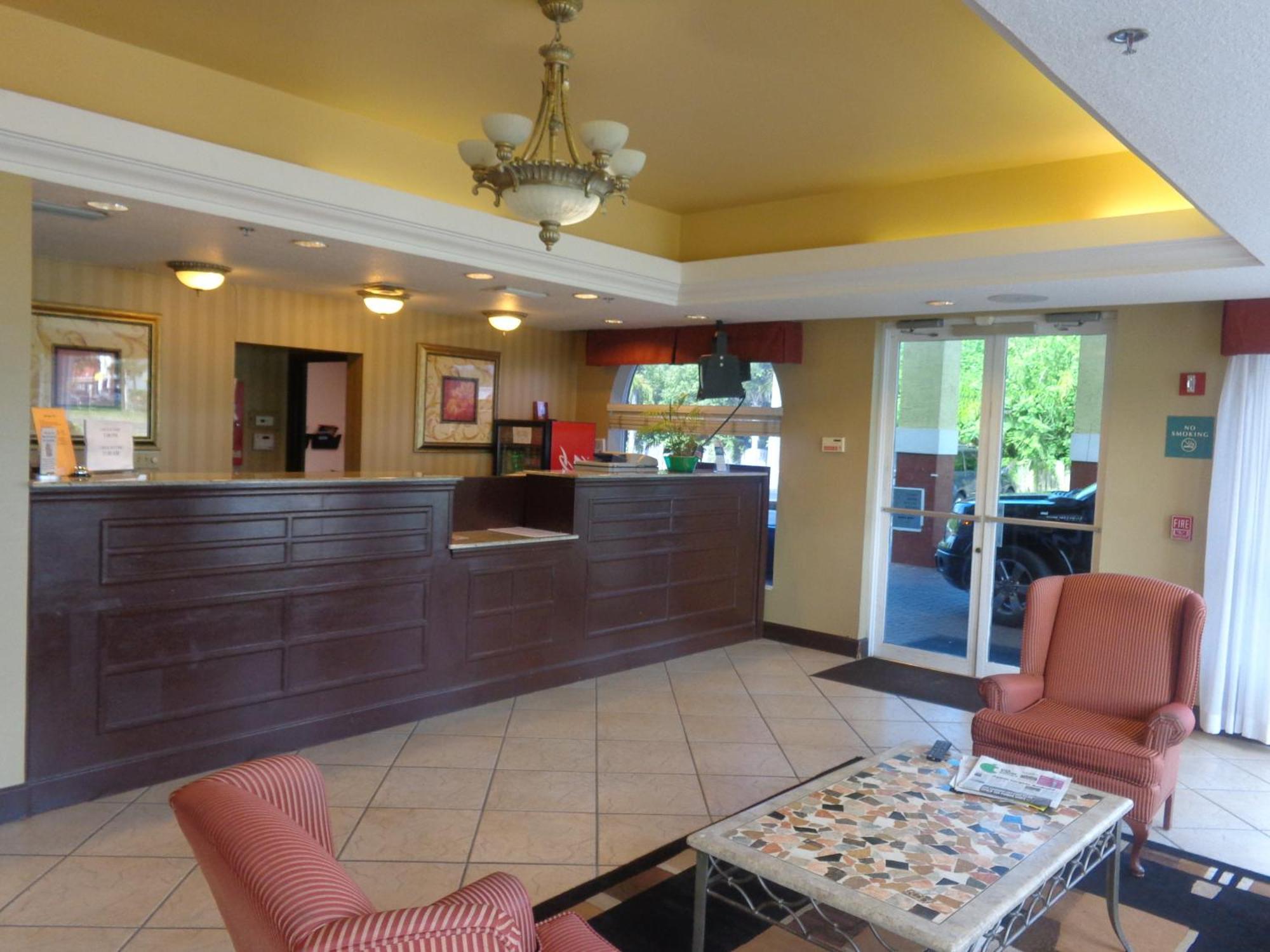 Ruskin Inn Tampa-Sun City Center ภายนอก รูปภาพ